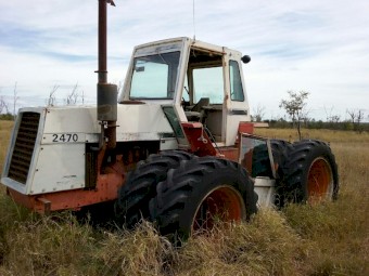 WANTED 8 x 18.4.34 Tyres