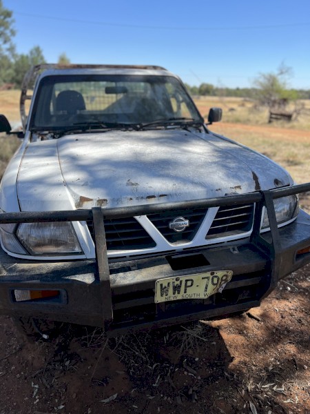 2000 Nissan Patrol Utility