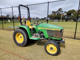 2000 John Deere 4300 Tractor