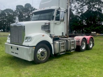 2017 Freightliner Coronado Prime Mover