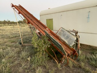 Hay Bale Lifter New Holland