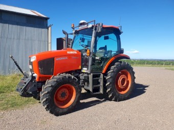 Kubota M100GX Tractor