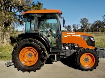 Late model 2017 Kubota M8540N Narrow 4x4 85hp Vineyard/Orchard Tractor