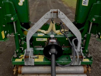 Late model 2018 Major Swift MJ70-410 PTO Winged Tow Behind Slasher/Mower