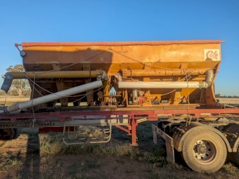 Cole Grouper and Bogie semi trailer