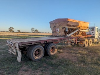 Cole Grouper and Bogie semi trailer
