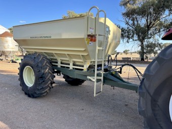 Marshall 810T spreader