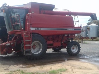 2003 Case IH 2366 Exclusive with 30ft 1010 Finger Tyne Reel with Trailer