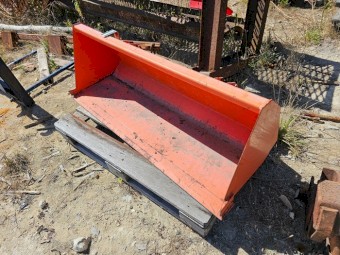 Kubota Loader Bucket - 1340mm