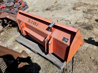 Kubota Loader Bucket - 1340mm