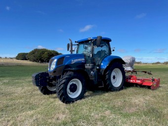 2017 New Holland T7.200 Auto Command Tractor