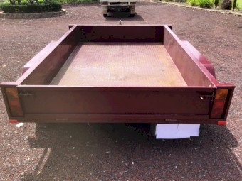 Registered tandem 4 wheel trailer 