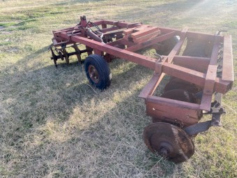 International 3-4 20 plate offsets discs