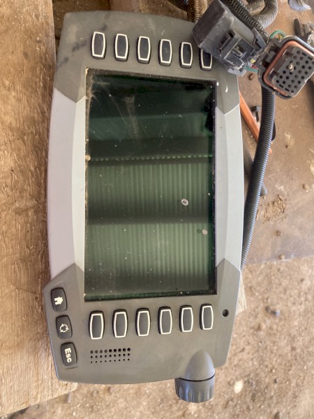 AGCO C1000 or Datatronic 4 console