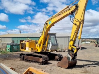 Kato 15 Tonne Excavator