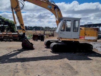 Kato 15 Tonne Excavator