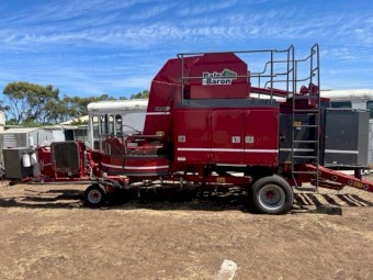 2016 Bale Baron 4245P