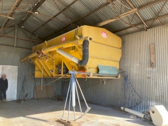 HD800 Cole Grouper Dual Bin Split