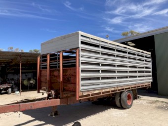 7m x 2.45m stock crate