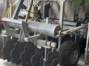 Green Pro GP 1200 six in one seeder, used once year 2021