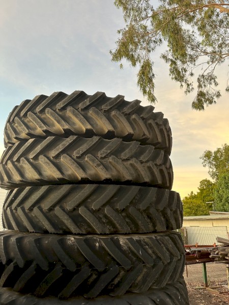 New Michelin 380/90R46 VF Spray Bib Rims & Tyres x 4  