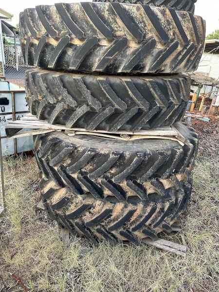 New 480/80R42 Michelin VF Spray Bib Tyres & Rims x 4