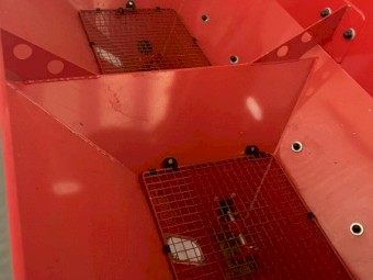 Unia 1200 Fertiliser Spreader