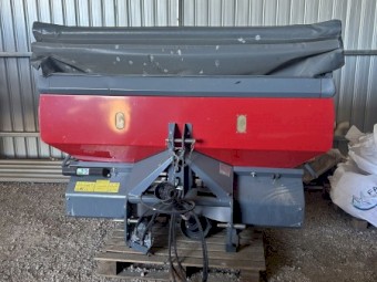 Unia 1200 Fertiliser Spreader