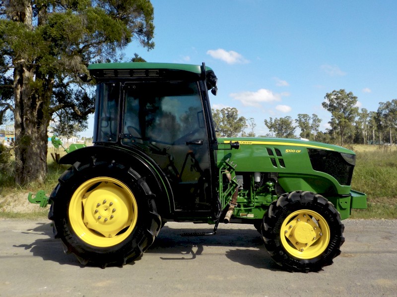 2019 JOHN DEERE 5100GF 4WD/4x4 AGRICULTURAL FARM TRACTOR