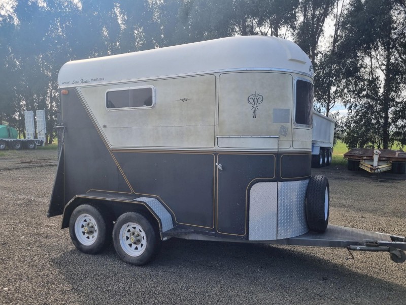 2009 Lara 2HSL Standard Horse Float