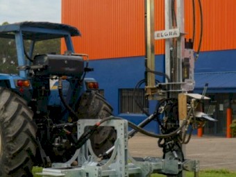 ELGRA HYDRAULIC PERCUSSION POST DRIVE WITH SIDE SHIFT SET UP 