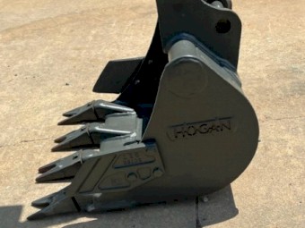Excavator Bucket. Hogan GP Bucket. 500mm. Suit 1.7T. Very Good Condition.