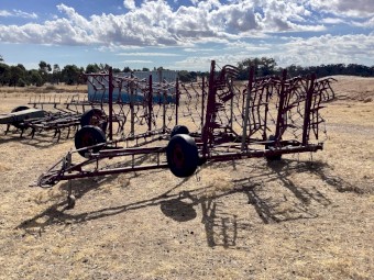 Harrow bar 13 leaf stumpjump harrows hyd lift manual fold