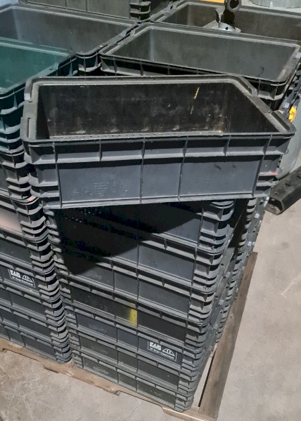 400 x Heavy Duty Plastic Storage Stackable Crate Container Nally 26 Litre 