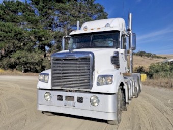 2017 Freightliner Coronado 6x4 Day Cab Prime Mover