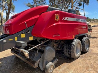 2014 Massey Ferguson 2270XD Baler Tandem axle with cutter