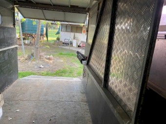 Devon Gooseneck 2  Horse Float