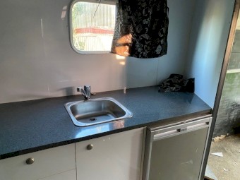 Devon Gooseneck 2  Horse Float