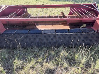 Melroe 368 Canola Pick-up Front