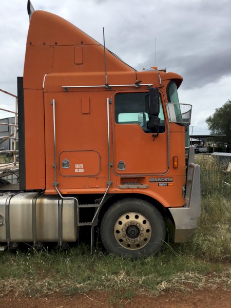 Kenworth K104 Aerodyne Prime Mover