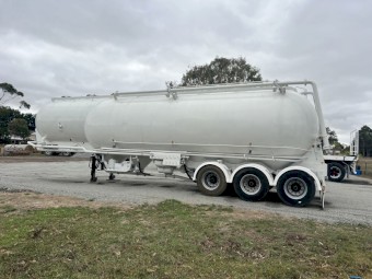 1999 BPT Bulk trailer