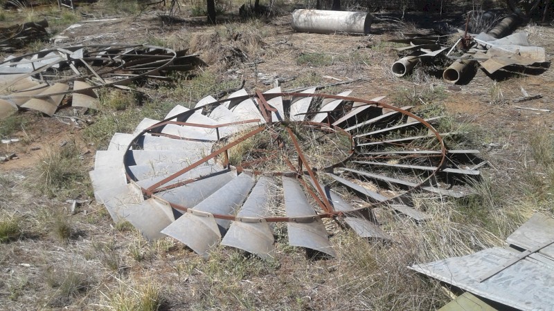 Windmill Heads Tails Wheels Pumps