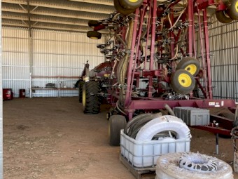 2013 Seed Hawk 45 Series Bar with 500 Air Seeder