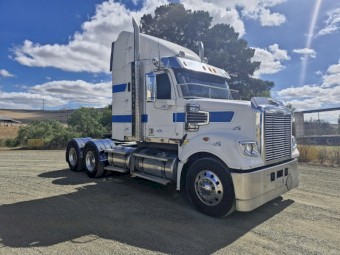 2013 Freightliner Coronado 6x4