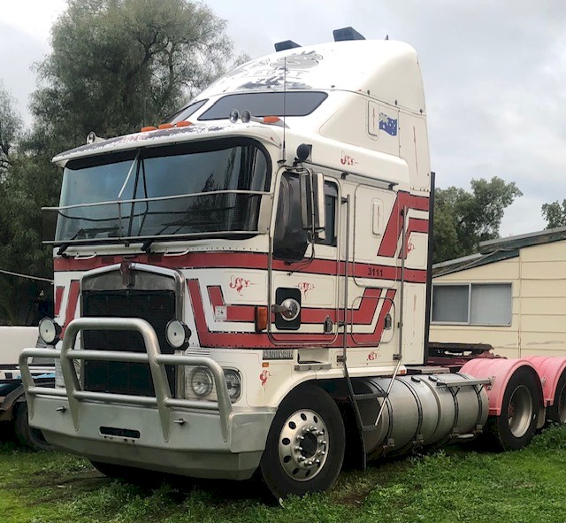 *BULL BAR ONLY* Kenworth K104 Aluminum Bull Bar 