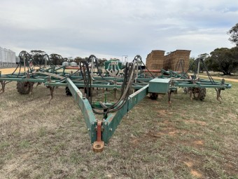 Janke bar with Simplicity box