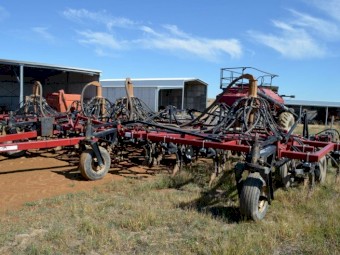 2004 Case IH PTX 600 Cultivator Air Seeder