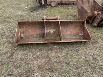 Volvo  Excavator EC210BLC with Mud Bucket