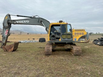 Volvo  Excavator EC210BLC with Mud Bucket