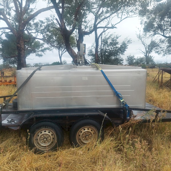 Stainless steel milk vat